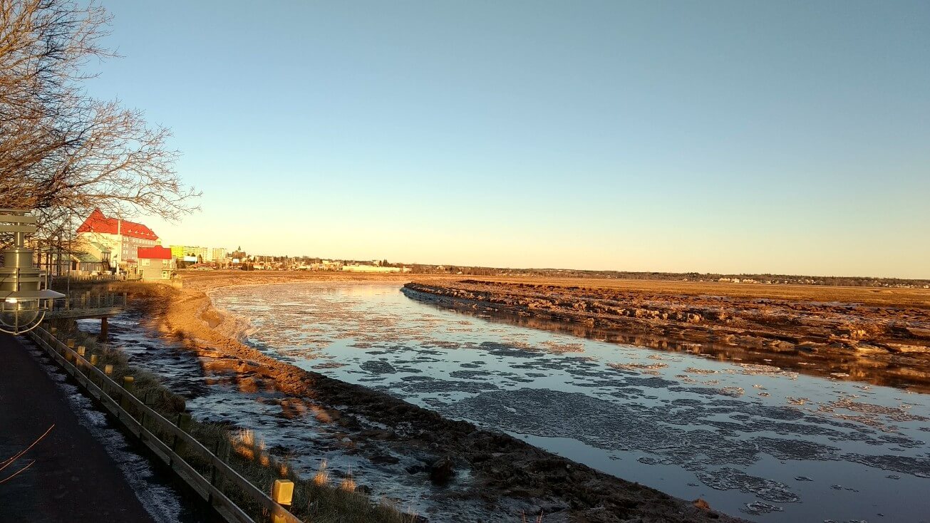 Rivière gelée