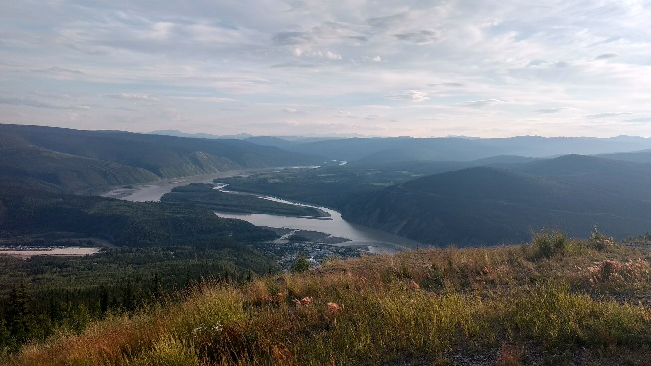Vue depuis le midnight Dome à Dawson