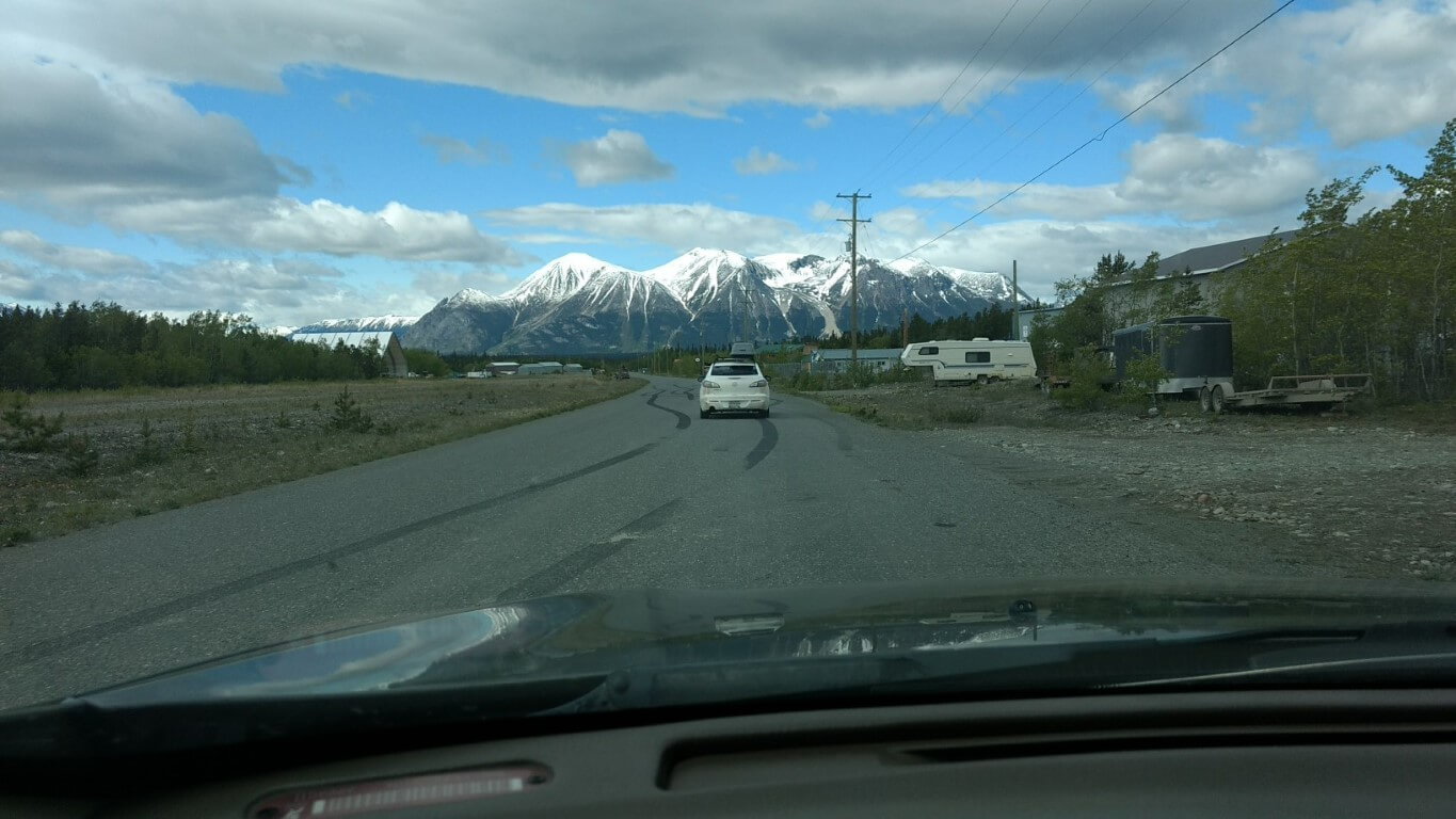 Direction le centre d’atlin