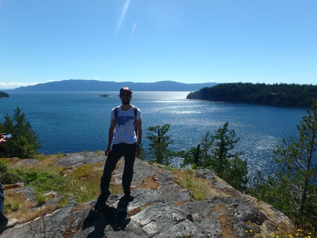 au fond Texada Island et Vancouver Island