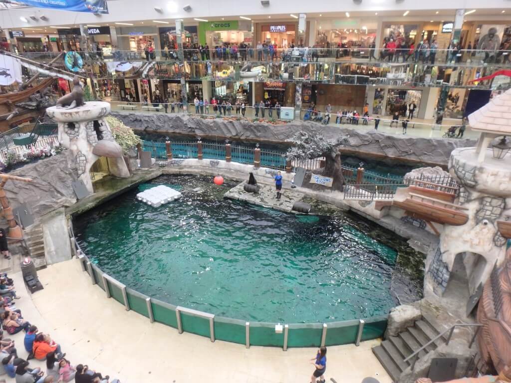 West Edmonton Mall, le plus grand centre commercial d’Amérique du Nord
