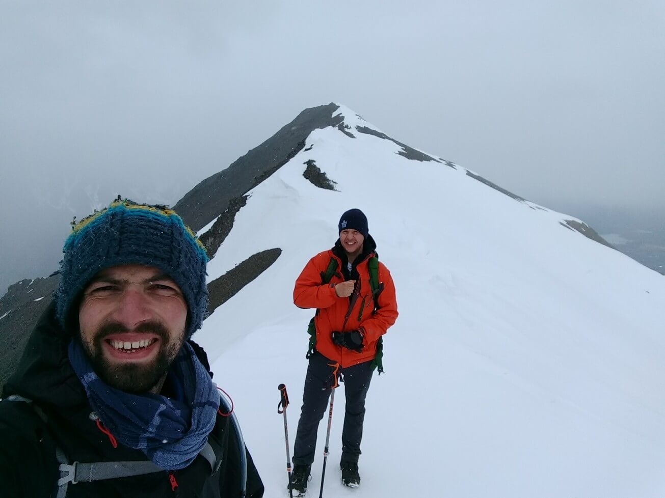 A quelques mètres du dernier pic (trop de neige pour finir)